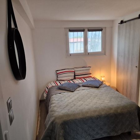 Spacieux Studio Dans Le Beaujolais Saint-Georges-de-Reneins Ngoại thất bức ảnh