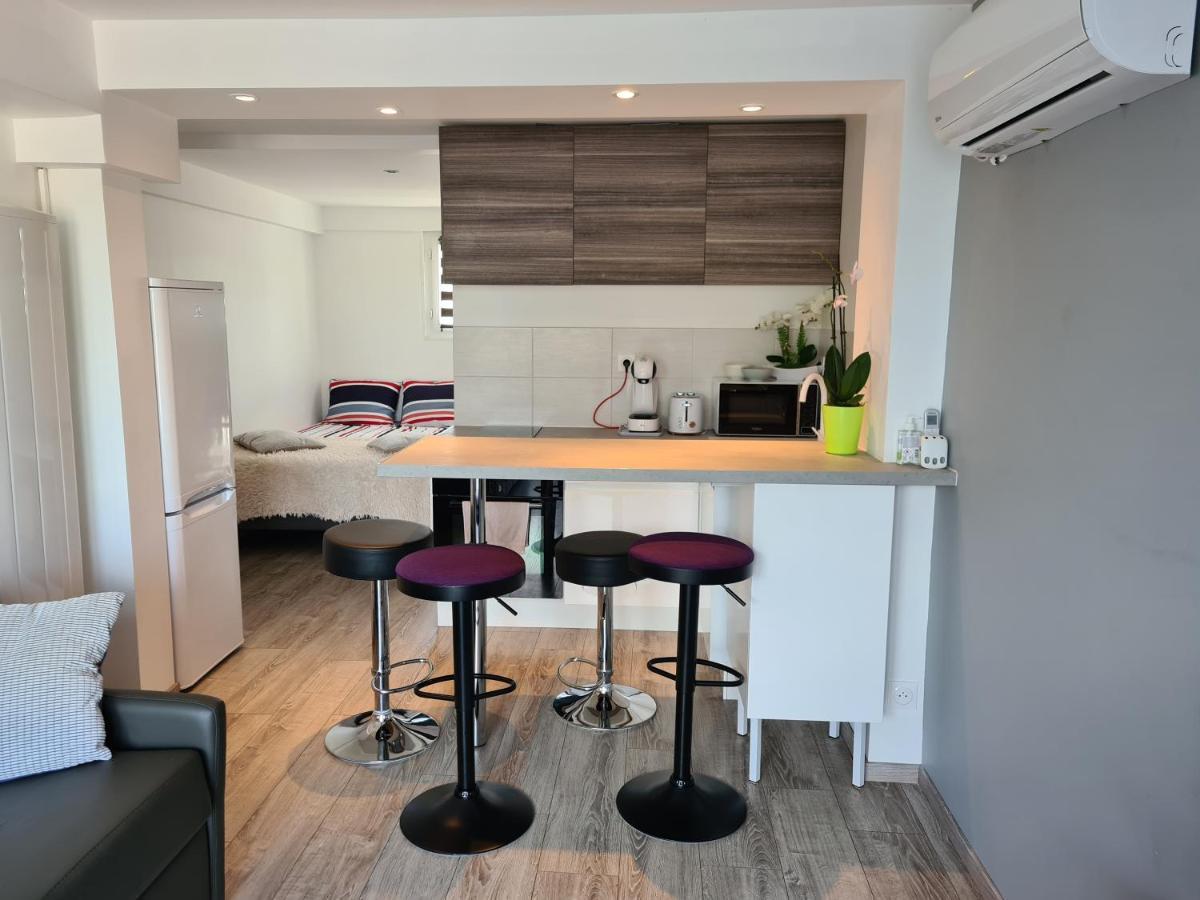 Spacieux Studio Dans Le Beaujolais Saint-Georges-de-Reneins Ngoại thất bức ảnh